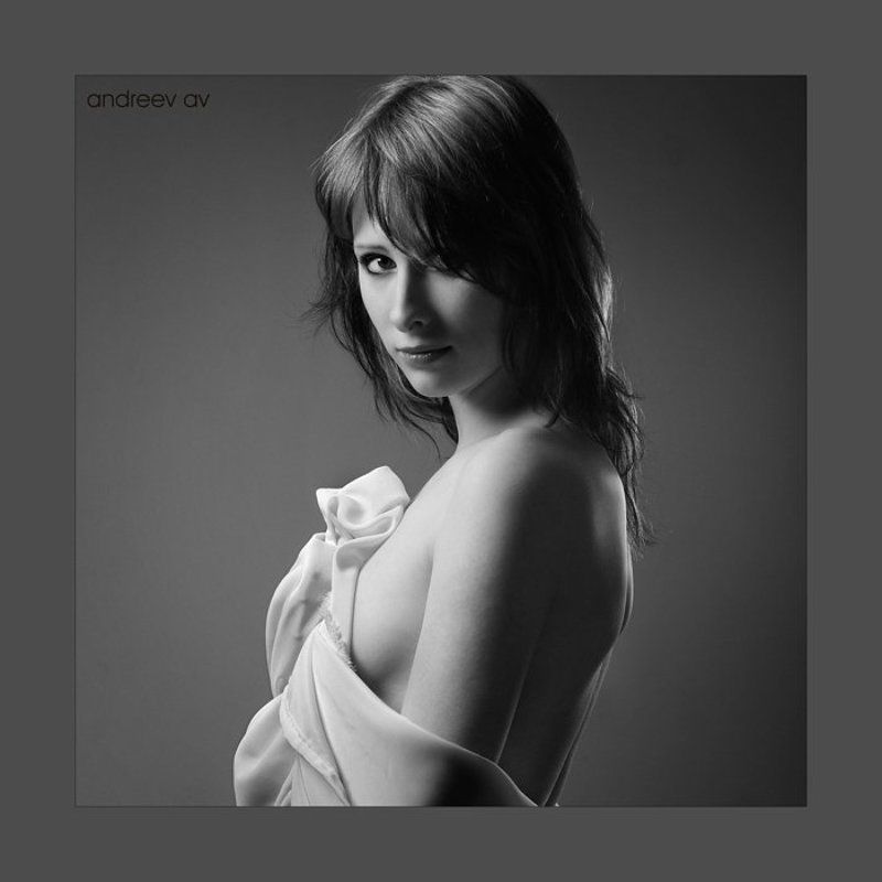 ню, черно -белое, студия, цифра Innocencephoto preview