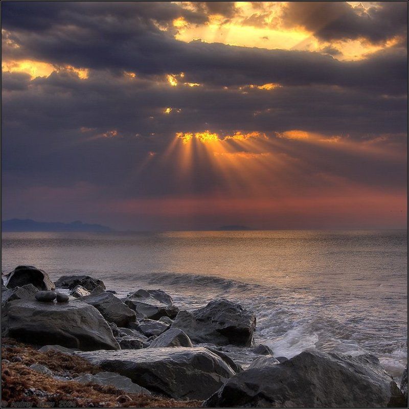 Лучи над морем..photo preview