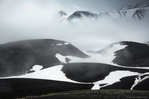 Под перевалом