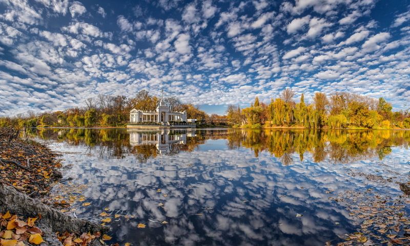 Растворяясь в Осениphoto preview