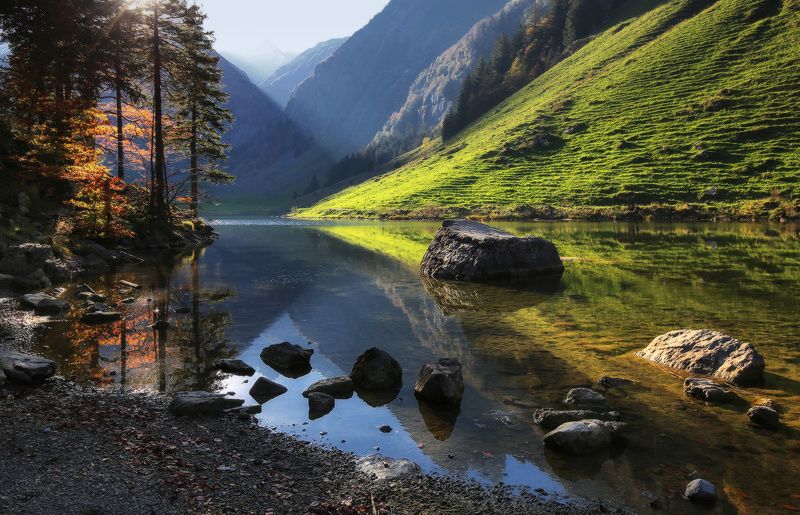 швейцария, альпы, горы На озереphoto preview