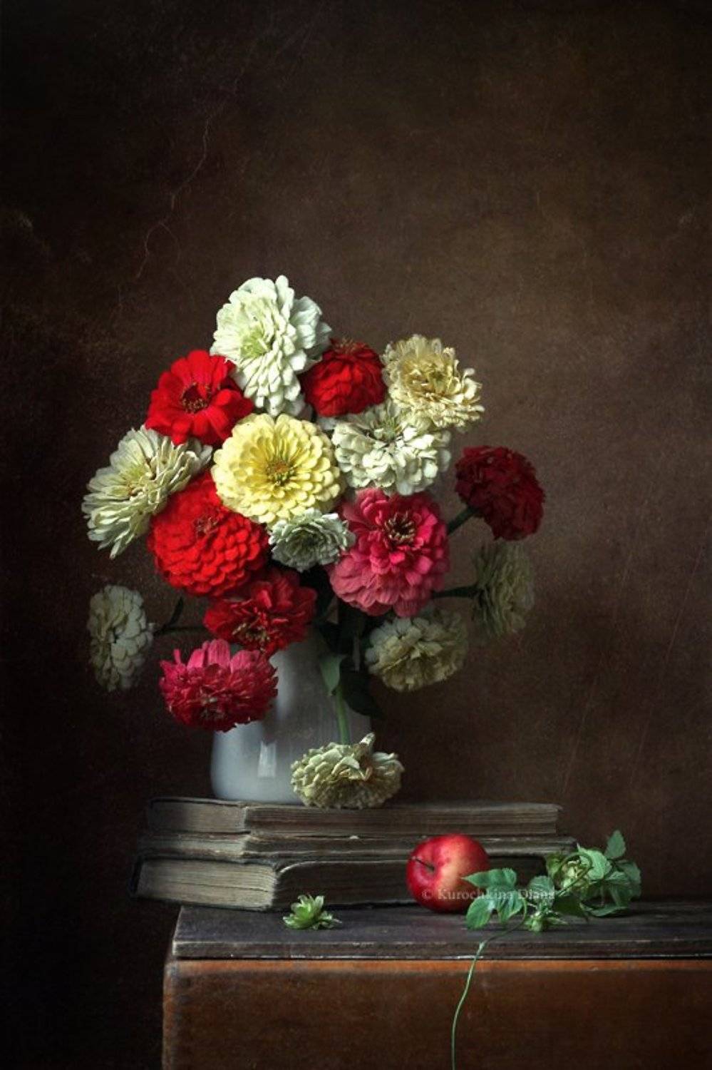 Букет сентябрьских циний. Автор: Курочкина Диана натюрморт, цветы, букет, цинии, цветочный натюрморт, Курочкина Диана