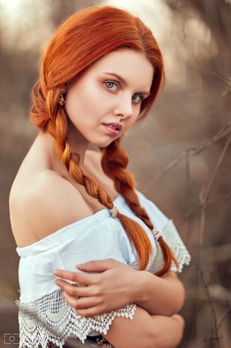 women by wpixel (More Than Beauty)