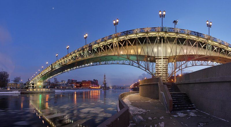 патриарший мост, красный октябрь, москва Московские изгибы (мой взгляд)photo preview