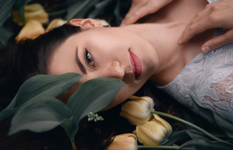 Диана в цветахphoto preview