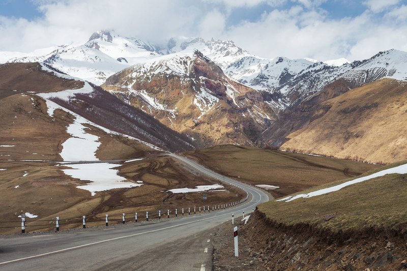 Дорога на Гергетиphoto preview