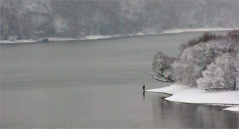 коломенское, январь, рыбак рыбакphoto preview