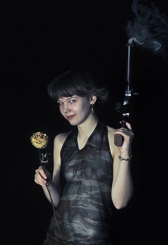 С праздником, дорогие дамы!photo preview