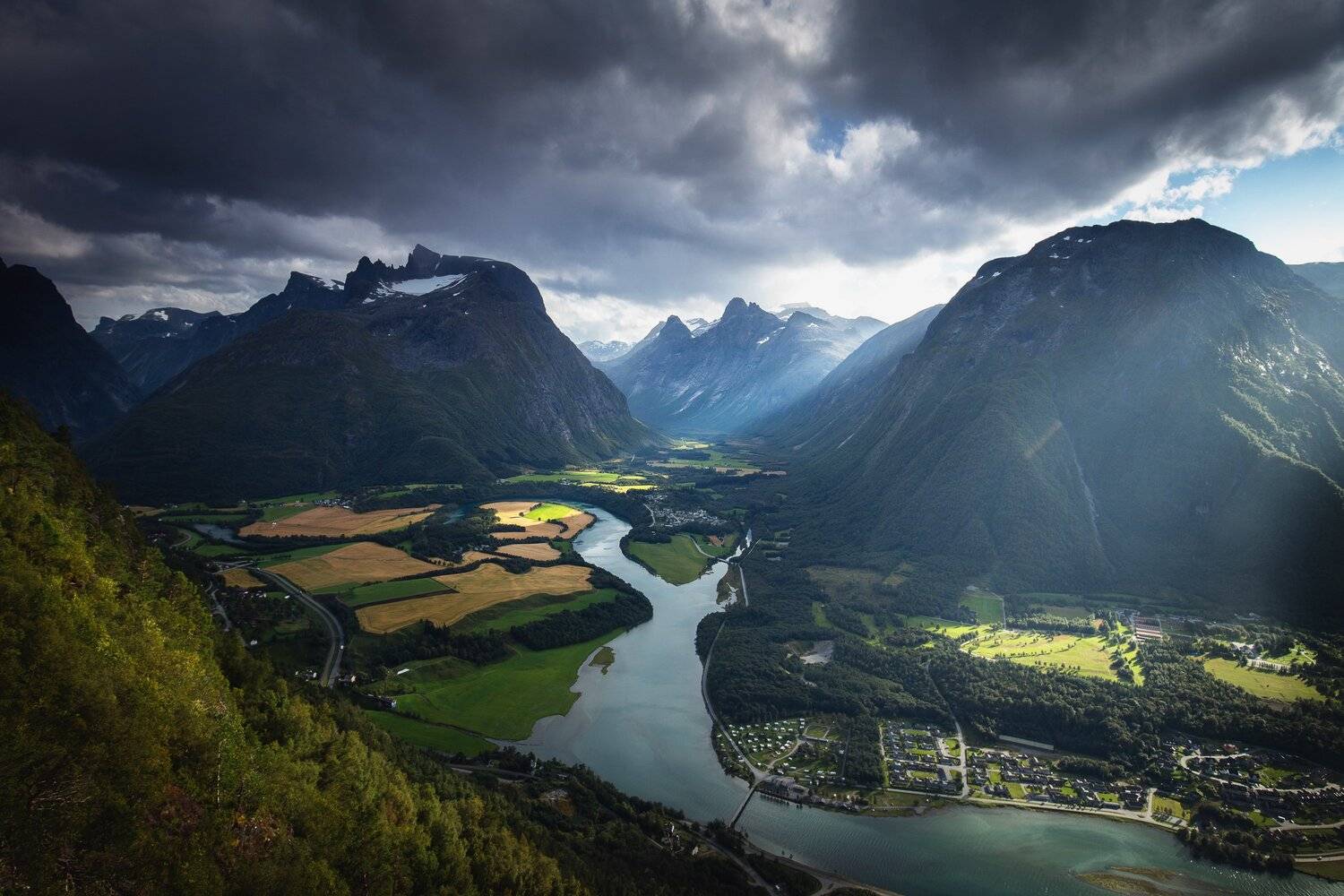 romsdalen,mountains,valley,romsdal,andalsnes,norway,norwegian,scandinavia,scandinavian,light,summer,landscape,nature,, Adrian Szatewicz