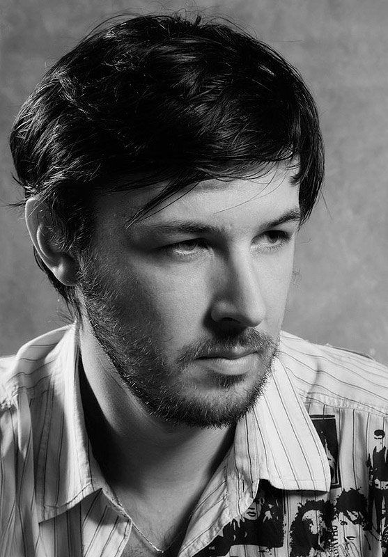 портрет мужчина Майкphoto preview