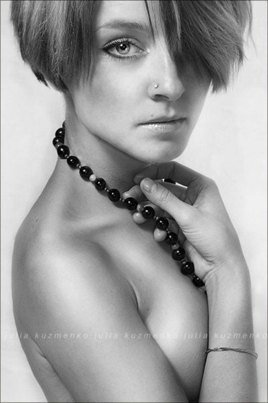 девушка, портрет Ксюша в серебреphoto preview