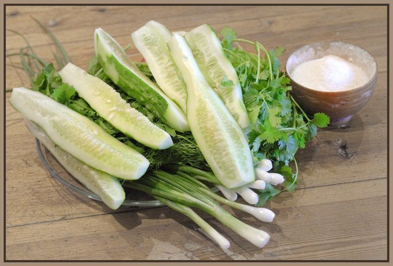 лук,огурцы,зелень Зелень!photo preview