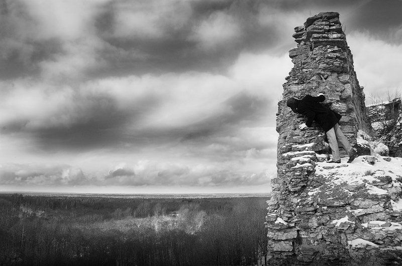 крепость капорье,лес,облака,время Посматреть на облакаphoto preview