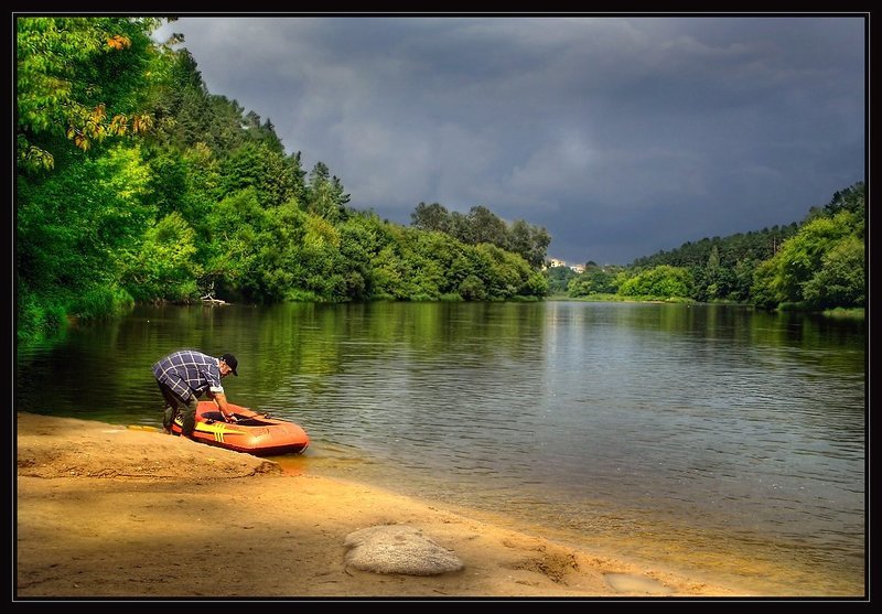 лодочник.... Лодочник....photo preview