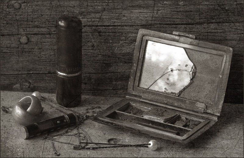 Разбитая жизньphoto preview