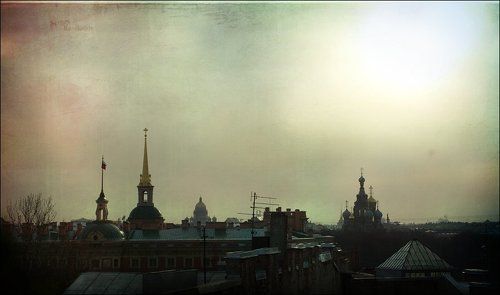 Они стояли.. в фас..