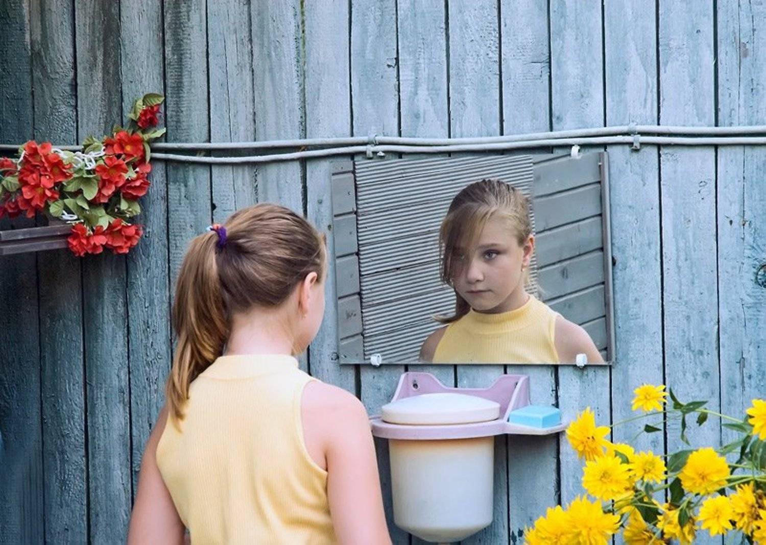 ...Свет мой,зеркальце,скажи.... Автор: Ольга Новикова девочка,зеркало,вопрос, Ольга Новикова