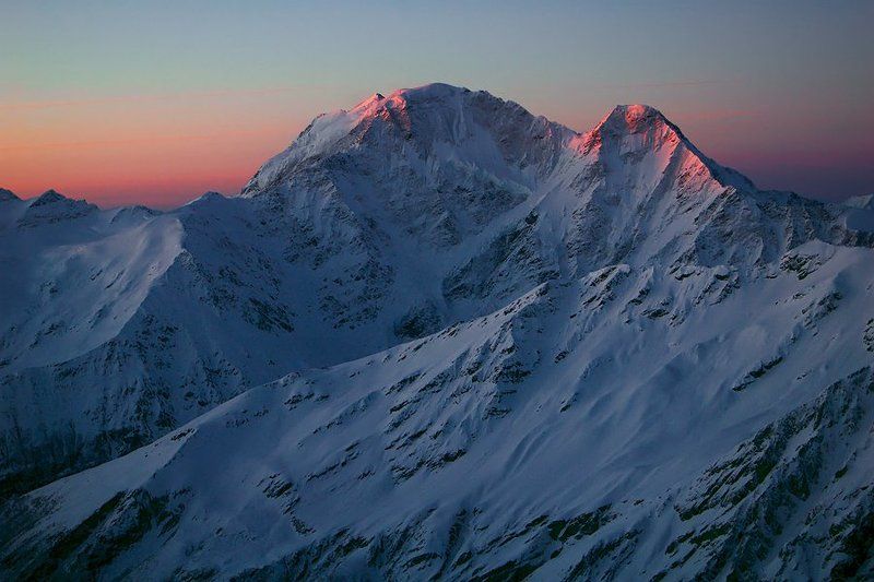 горы, рассвет, утро, приэльбрусье, чегет, догузорун, накра Три мгновения одного рассветаphoto preview