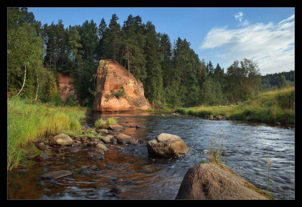 лето, утро, август, вода, камни, сосны, красная, скала, песчаник, лесная, форелевая, река, amata, амата, латвия, утёс, звартес, Karlis Keisters