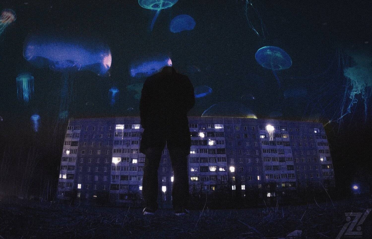 Tsss. Автор: Sergey Shevtsov Город,абстрактно,креативно,улица,ночная улица,ночь,ночное креативное,креатив,заброшка,zapworld,завод,шар,индастриал,фото,Беларусь,новополоцк,Пейзаж, природный, небо, лес, краски, берег, вода, водоем, пруд, озеро, гладь, камыш, тростник, трава, отражение, , Sergey Shevtsov