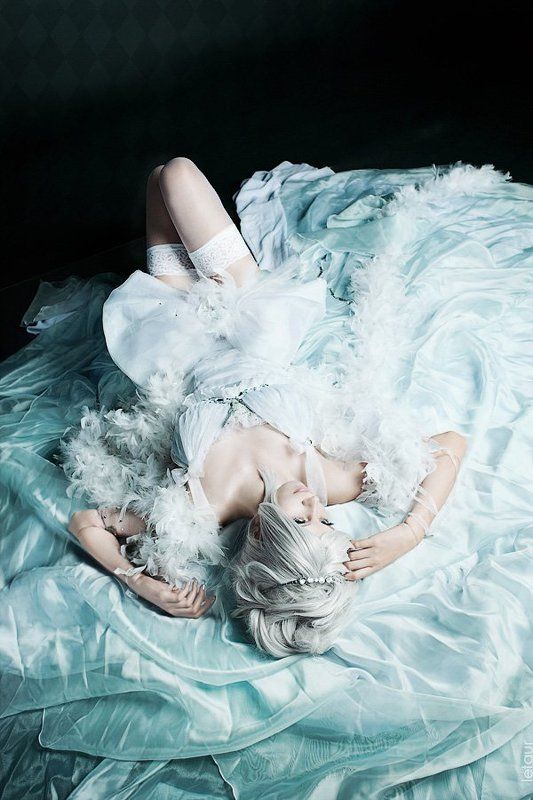 Белая королева кукол Cliophoto preview