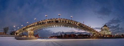 Патриарший мост (зимний вид)