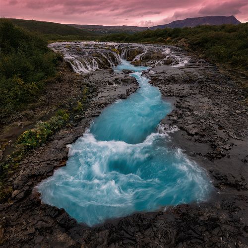 Неоновый водопад.