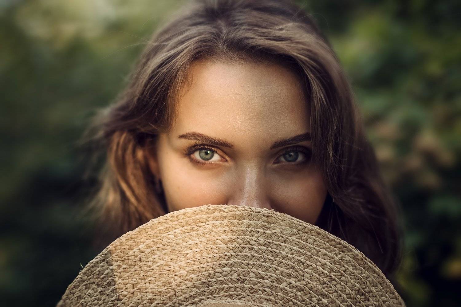 Надя. Автор: Александр Тишкевич , Александр Тишкевич