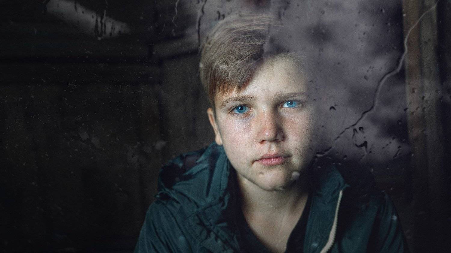 Начало. Автор: Георгий Шпунтов дождь, портрет,стекло, отражение, свет,, Георгий Шпунтов