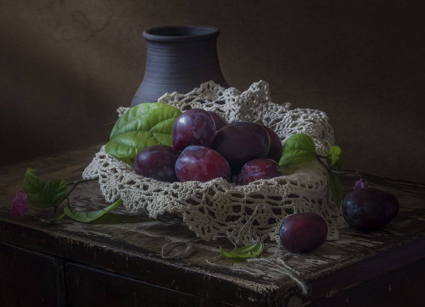 натюрморт,сливы, Елена Рубинская