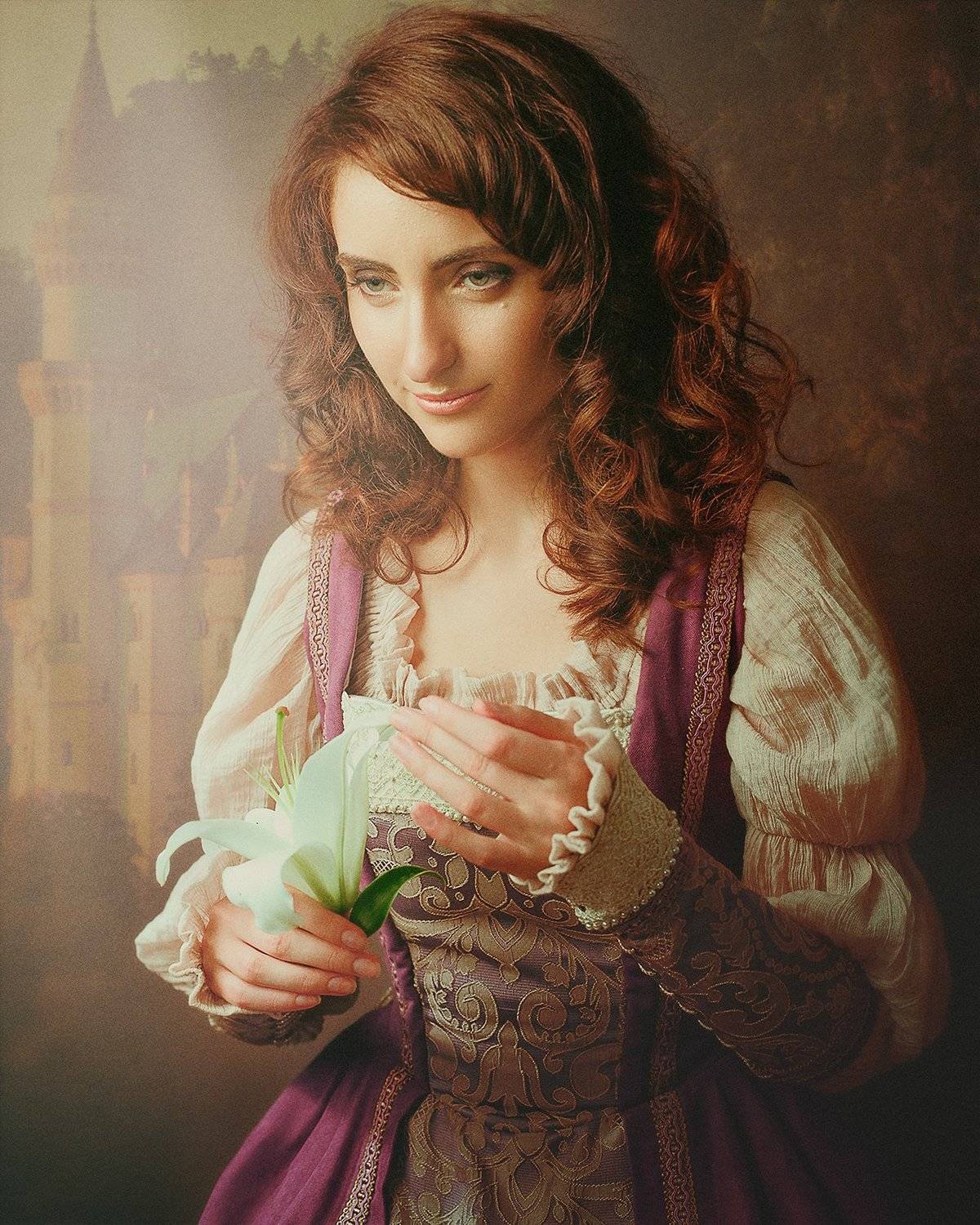 В ГОСТЯХ У СКАЗКИ. Автор: Дмитрий Толоконов female, portrait, medieval, young, woman, adult, dream, dreaming, fairy tale, fantasy, imagination, inspiration, desire, retro, vintage, dress, robe, Дмитрий Толоконов