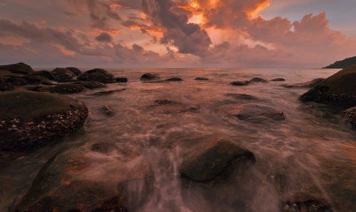 Слушая музыку моря...