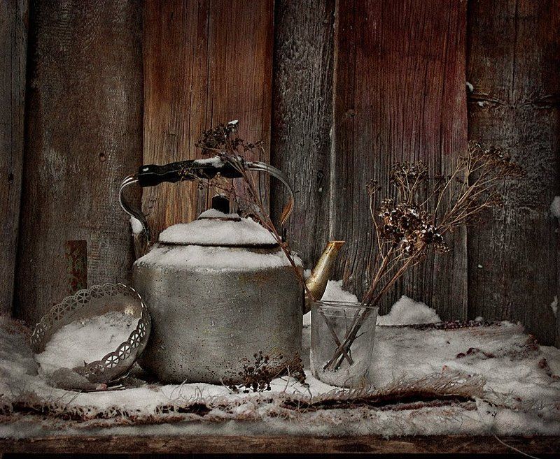 А зимою чайник заплакал.photo preview