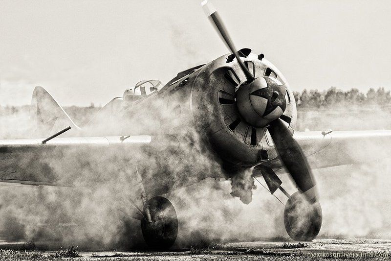 день, победы, 9, мая, новосибирск, самолеты, и-16, истребитель, ил-2, штурмовик Крылатые ветераныphoto preview