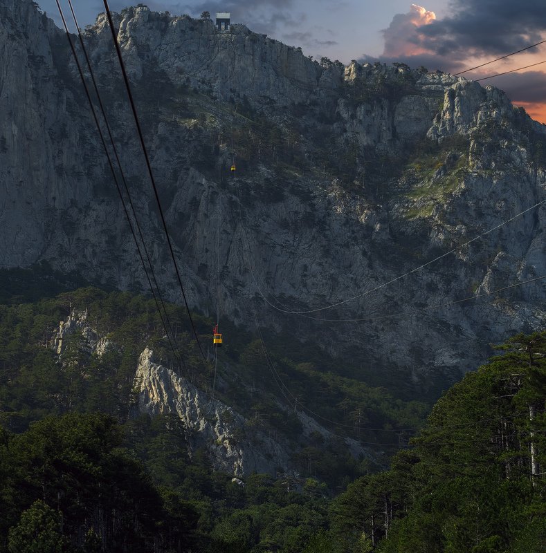 Крым, Ай-Петри, Ялта, горы, подъемник, закат photo preview