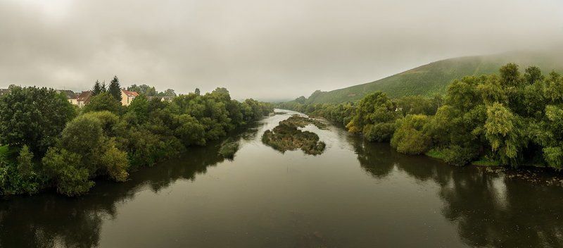 пасмурный деньphoto preview