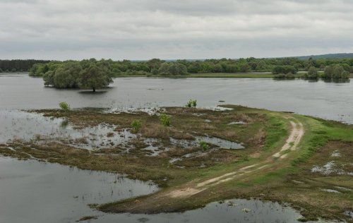 Из ниоткуда в никуда