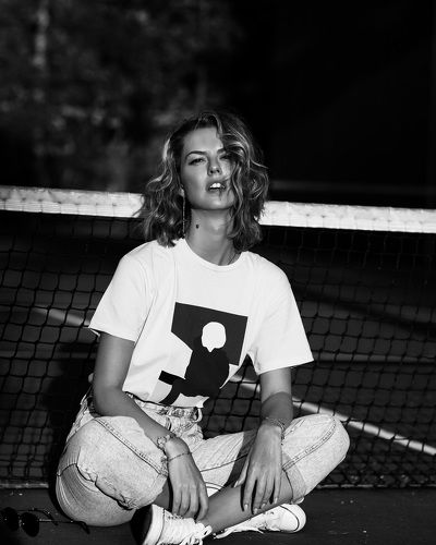 International Actress:  @lyanka22