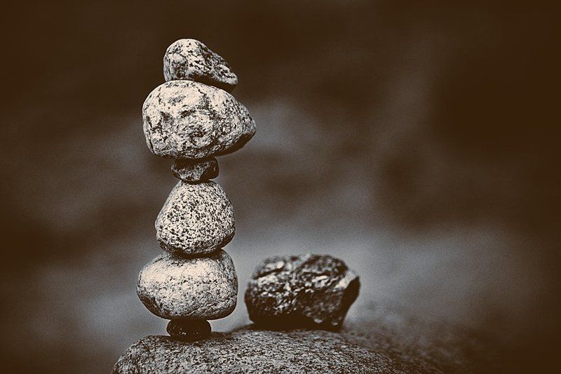 камни,равновесие,ч/б ***photo preview