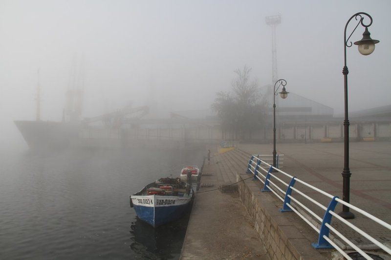 Набережная в тумане.photo preview