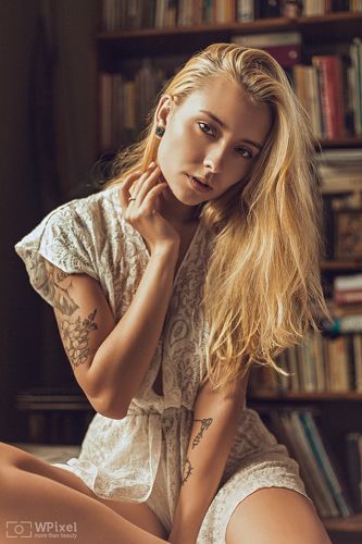 women by wpixel (More Than Beauty)