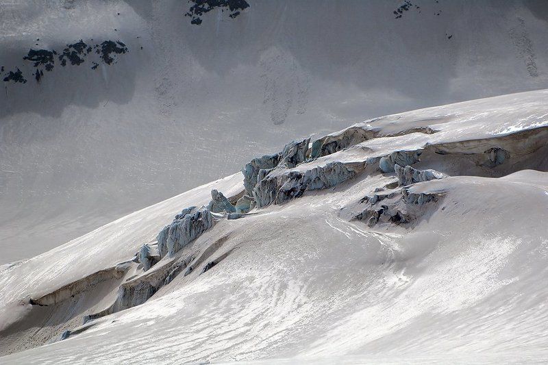 ледник, большой азау, трещины, бергшрунд Бергшрунды и ледопады ледника Большой Азауphoto preview