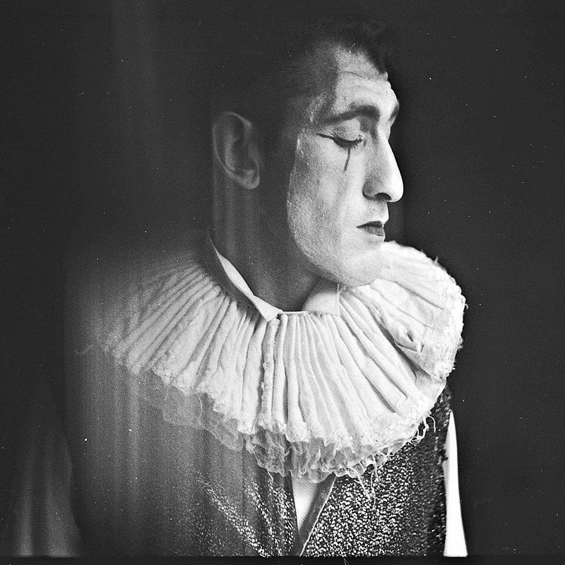 damian, hovhannisyan *photo preview