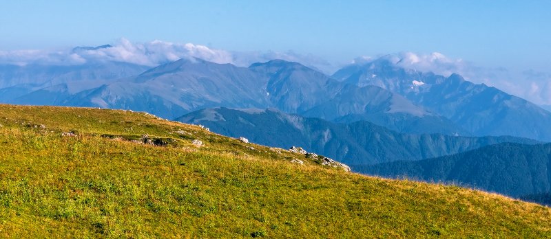 Август на плато Лаго-Накиphoto preview