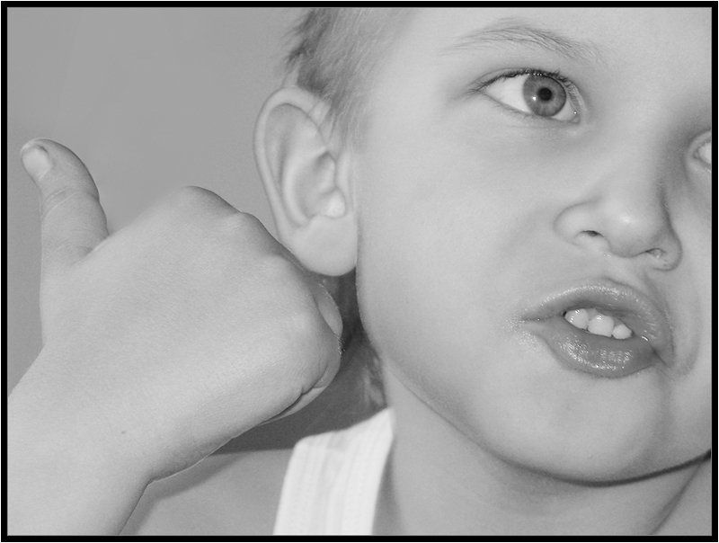 дети,жанр,портрет,мальчик По одной и в школу не пойдём....photo preview