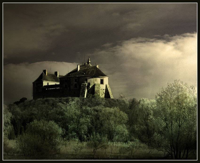 замок, Galateya