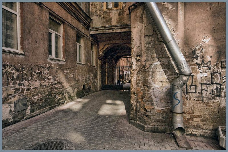 и снова Петербургские дворы...photo preview
