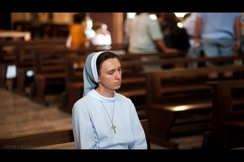 nun photo preview