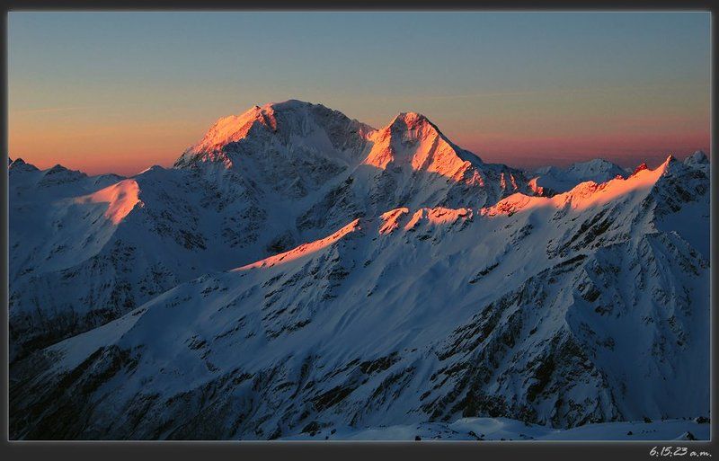 приэльбрусье, рассвет, горы, донгузорун, накра, чегет 4етыре мгновения одного рассветаphoto preview