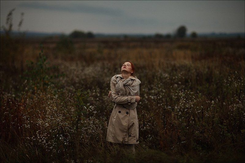 autumn, girl, portrait, cold, field, cloudy ***photo preview